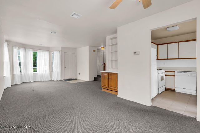 2 Stirrup Court, Tinton Falls, NJ 07753