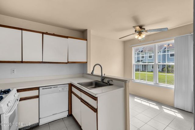2 Stirrup Court, Tinton Falls, NJ 07753
