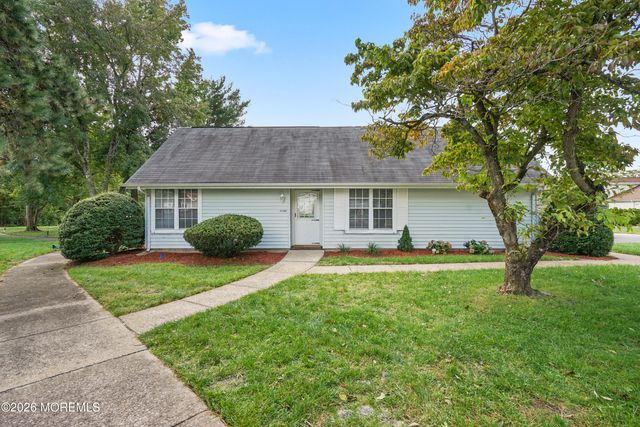 439H Chesterfield Court, Manchester, NJ 08759