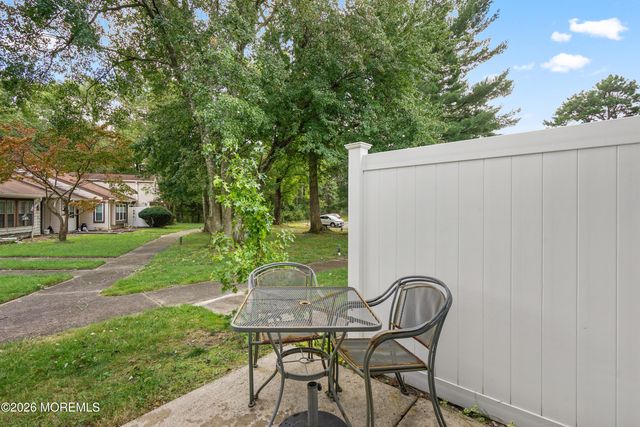 439H Chesterfield Court, Manchester, NJ 08759