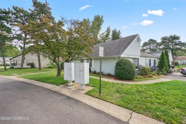 439H Chesterfield Court, Manchester, NJ 08759