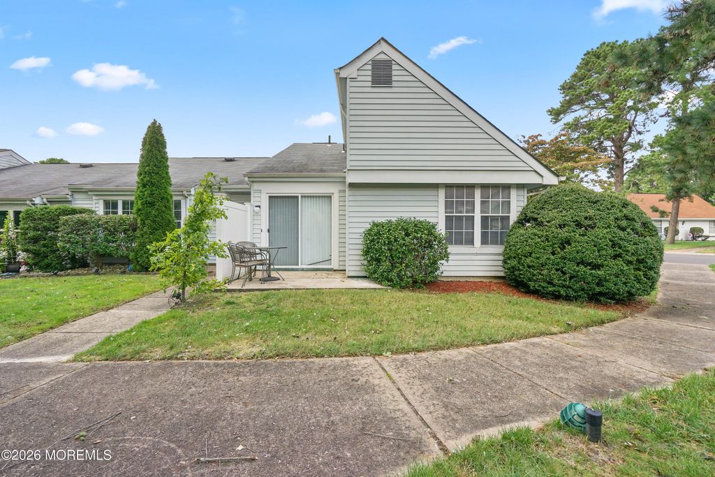439H Chesterfield Court, Manchester, NJ 08759