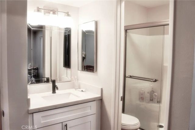 1049 W Pine c, Upland, CA 91786