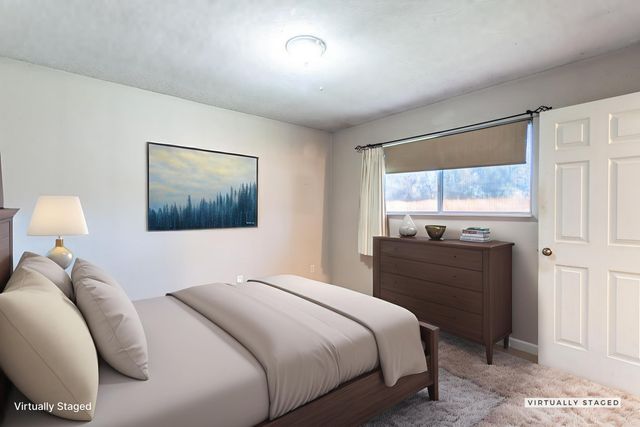 6874 Weeks Road, Redding, CA 96002