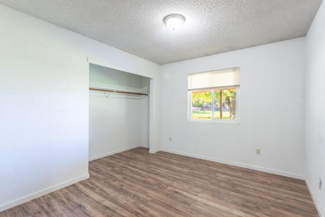 6874 Weeks Road, Redding, CA 96002