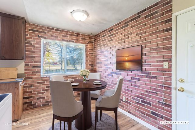 6874 Weeks Road, Redding, CA 96002