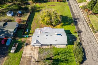 6874 Weeks Road, Redding, CA 96002