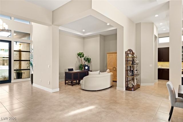 39 CRANBERRY COVE Court, Las Vegas, NV 89135