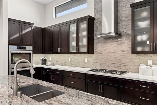 39 CRANBERRY COVE Court, Las Vegas, NV 89135