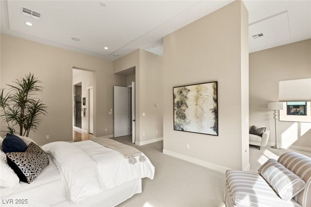 39 CRANBERRY COVE Court, Las Vegas, NV 89135