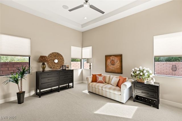 39 CRANBERRY COVE Court, Las Vegas, NV 89135