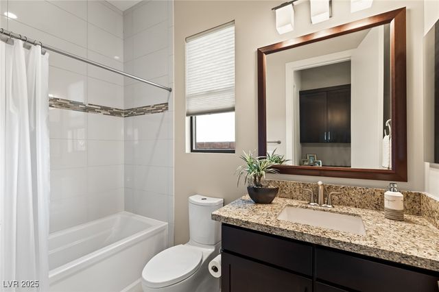 39 CRANBERRY COVE Court, Las Vegas, NV 89135