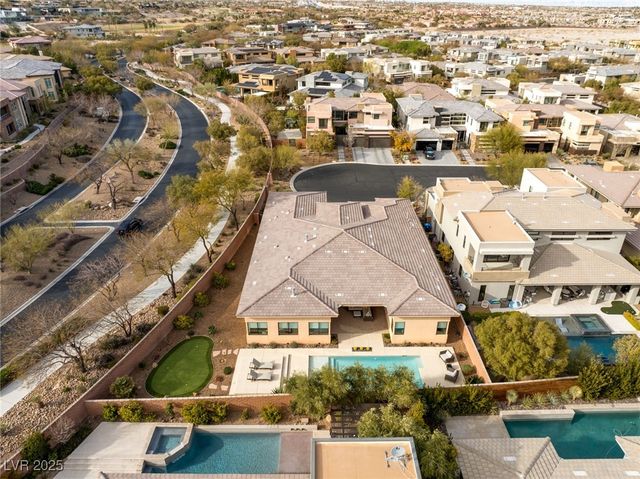 39 CRANBERRY COVE Court, Las Vegas, NV 89135