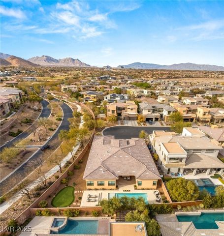 39 CRANBERRY COVE Court, Las Vegas, NV 89135