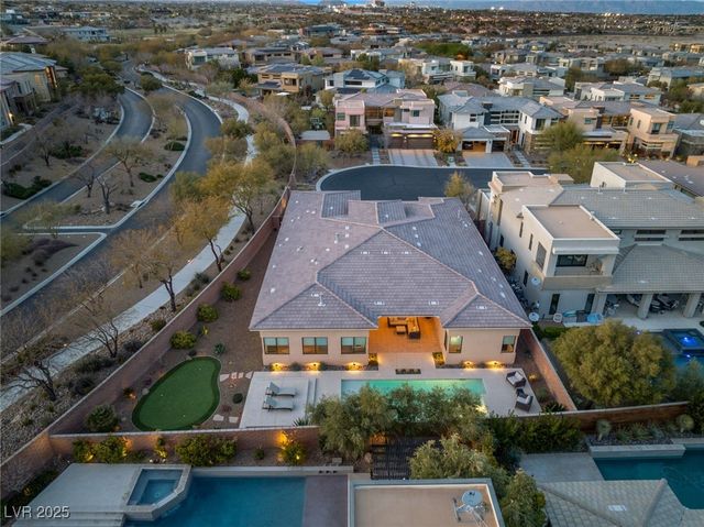 39 CRANBERRY COVE Court, Las Vegas, NV 89135