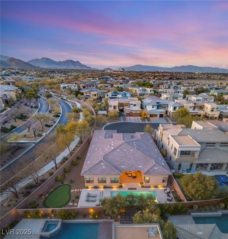 39 CRANBERRY COVE Court, Las Vegas, NV 89135