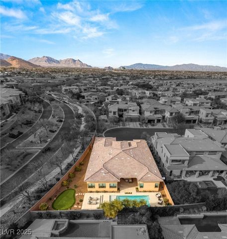 39 CRANBERRY COVE Court, Las Vegas, NV 89135