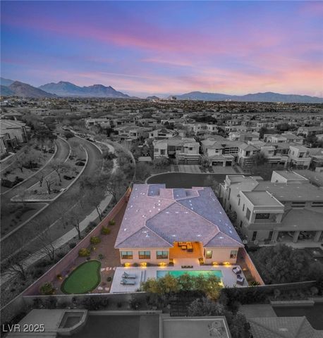 39 CRANBERRY COVE Court, Las Vegas, NV 89135