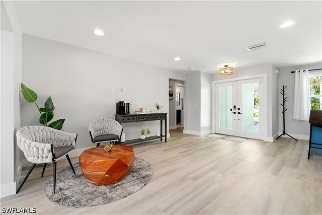 5161 Williams DR, Fort Myers Beach, FL 33931