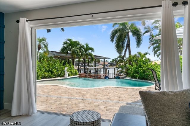 5161 Williams DR, Fort Myers Beach, FL 33931