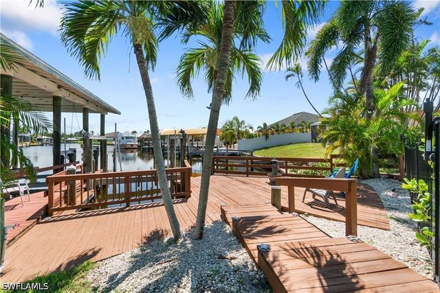 5161 Williams DR, Fort Myers Beach, FL 33931