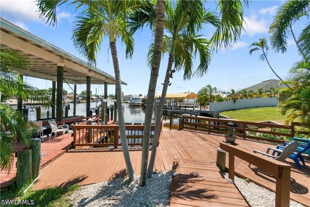 5161 Williams DR, Fort Myers Beach, FL 33931