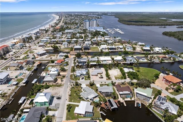 5161 Williams DR, Fort Myers Beach, FL 33931