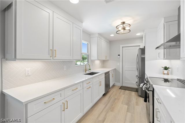 5161 Williams DR, Fort Myers Beach, FL 33931