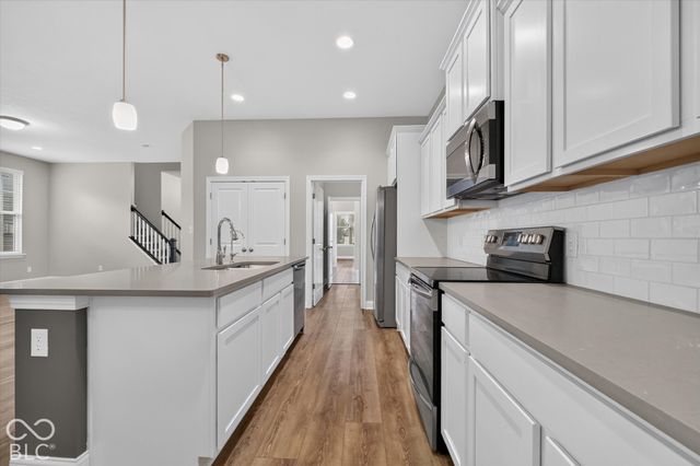 7080 Cherry Creek Boulevard, Carmel, IN 46033