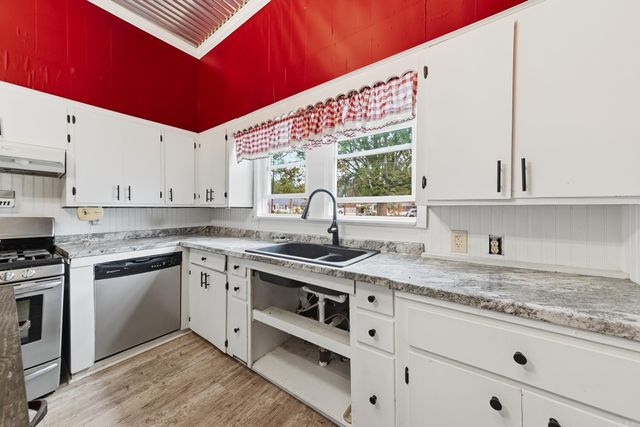 920 N Williams Street, Carlisle, AR 72024