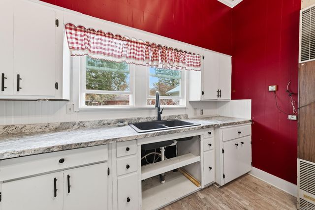 920 N Williams Street, Carlisle, AR 72024