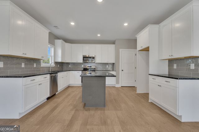 115 Seymour Place, Fayetteville, GA 30214