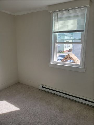 33 St. Elizabeth Street, Bristol, RI 02809