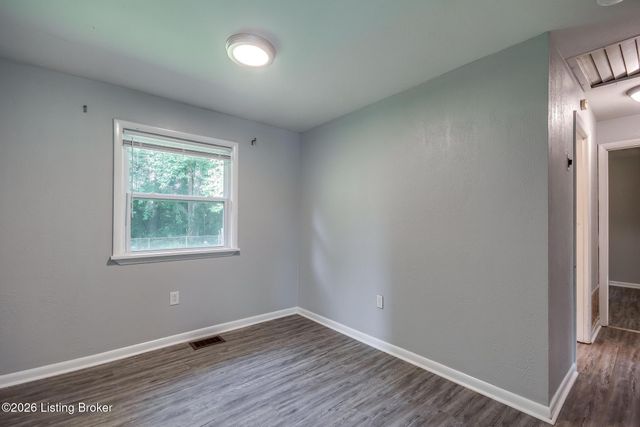 7120 Denver Ln, Louisville, KY 40258
