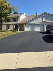 230 WETHINGTON Drive C, Wauconda, IL 60084