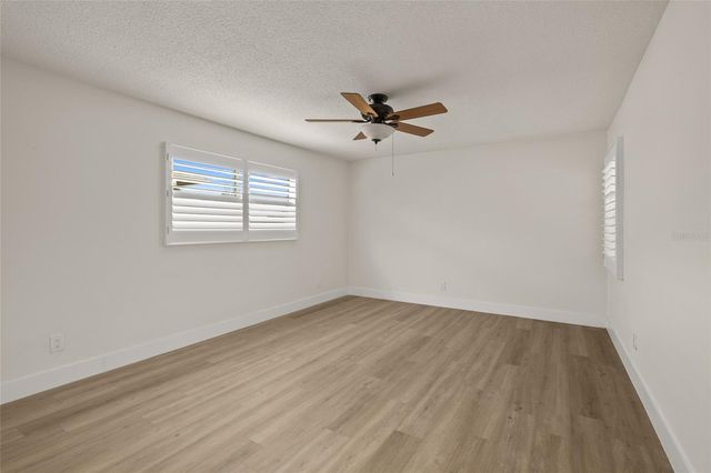 165 97TH AVENUE NE, St Petersburg, FL 33702