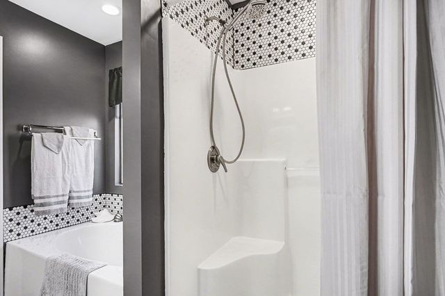 107 Spanish Oak Dr., Surfside Beach, SC 29575