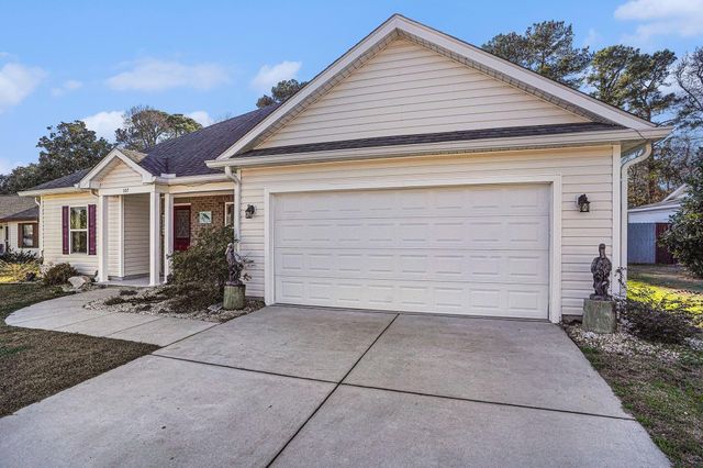 107 Spanish Oak Dr., Surfside Beach, SC 29575