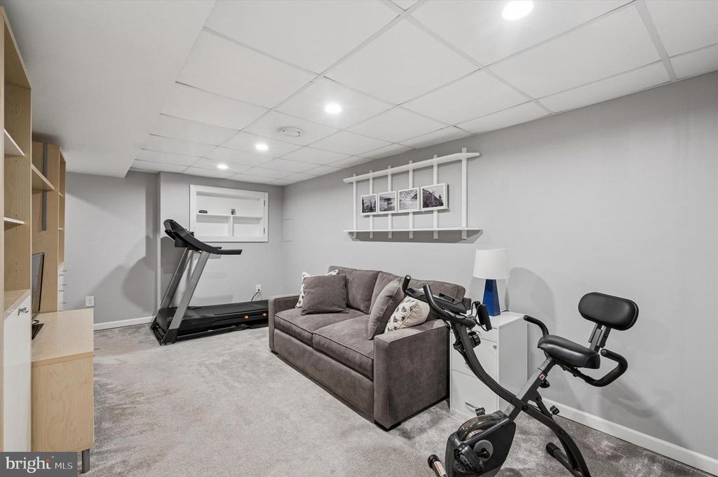 332 CASHEL CT #332, Aston, PA 19014