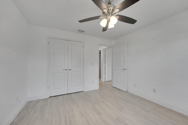 226 SW Starfish Avenue, Port St Lucie, FL 34984