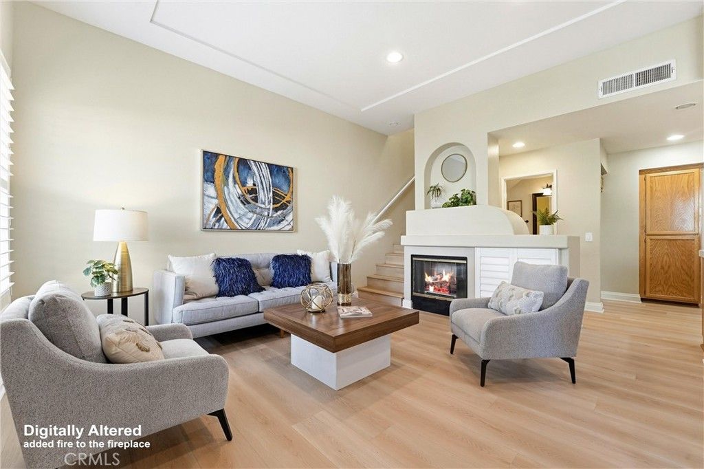 Image 10 of property listing at 41 Carlsbad Lane, Aliso Viejo, CA 92656