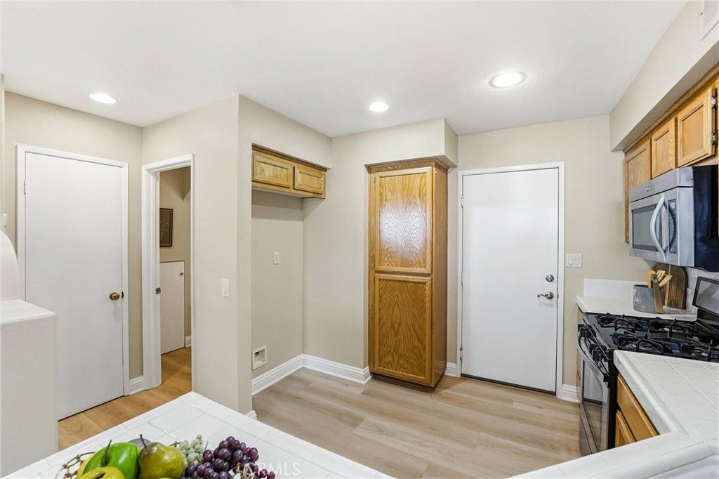 Image 17 of property listing at 41 Carlsbad Lane, Aliso Viejo, CA 92656