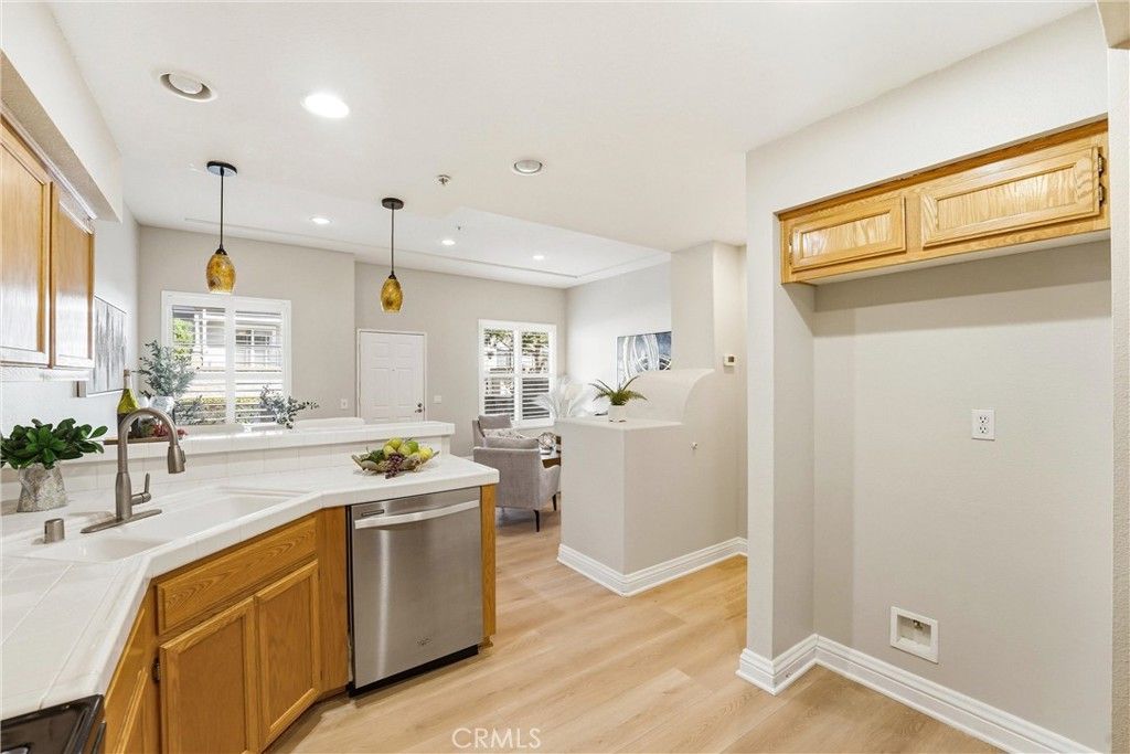 Image 19 of property listing at 41 Carlsbad Lane, Aliso Viejo, CA 92656