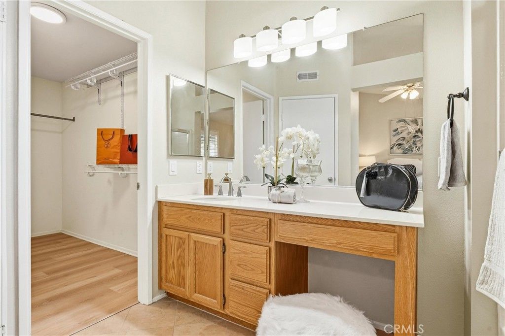 Image 30 of property listing at 41 Carlsbad Lane, Aliso Viejo, CA 92656