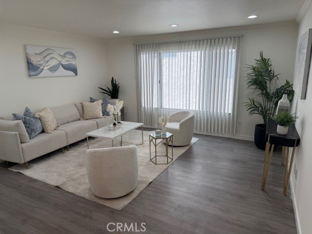 408 Burchett 5, Glendale, CA 91203