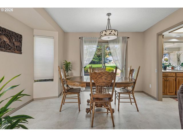 15655 Sw OLD ORCHARD Pl, Tigard, OR 97224
