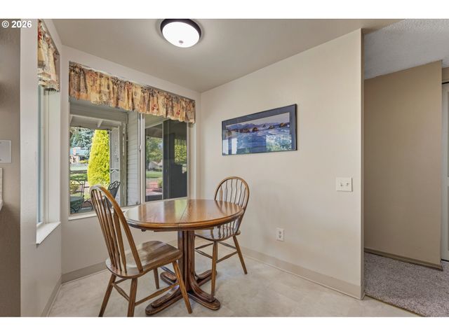 15655 Sw OLD ORCHARD Pl, Tigard, OR 97224