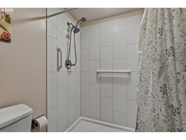 15655 Sw OLD ORCHARD Pl, Tigard, OR 97224