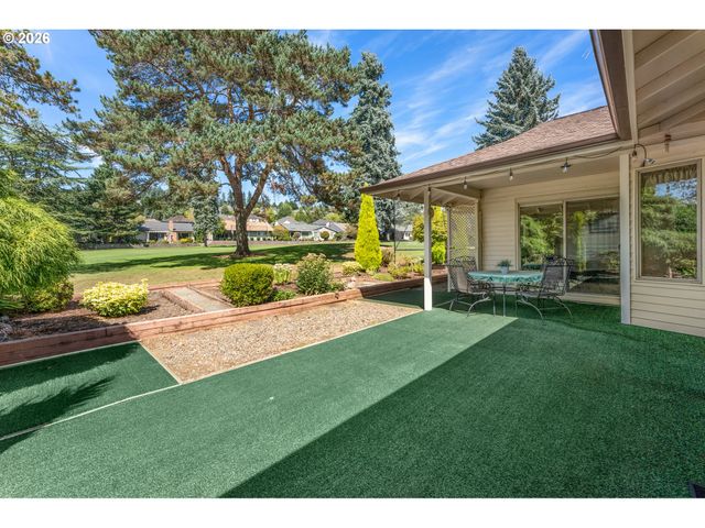 15655 Sw OLD ORCHARD Pl, Tigard, OR 97224