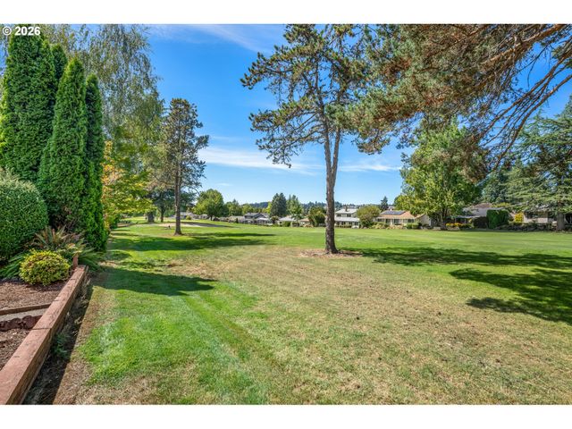 15655 Sw OLD ORCHARD Pl, Tigard, OR 97224